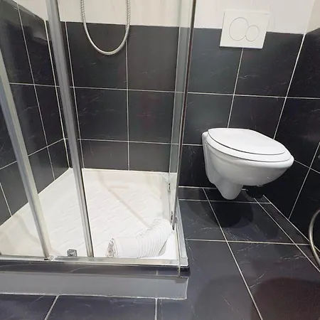 Bed & Breakfast Flo 3*