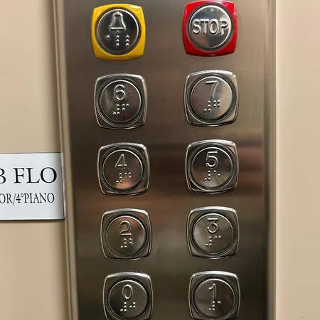 לינה וארוחת בוקר Flo