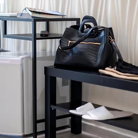 Flo Bed & Breakfast Florens