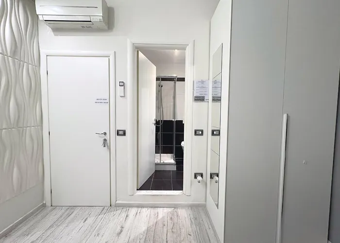 Flo Couette-café 3*