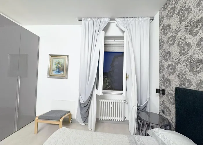 Flo Bed and Breakfast Φλωρεντία