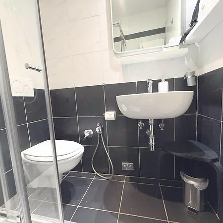 Flo Nocleg ze śniadaniem