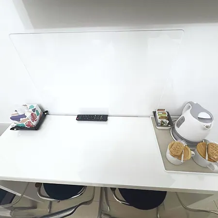 Flo Nocleg ze śniadaniem 3*